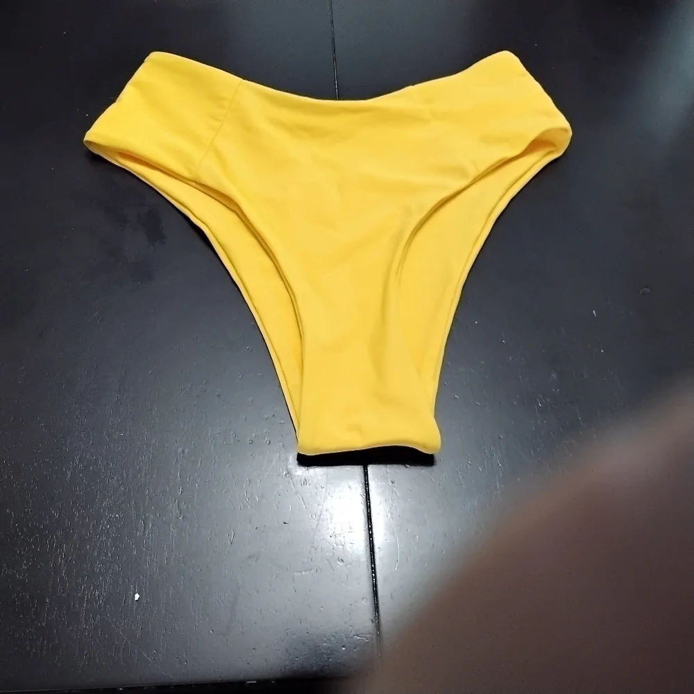 Zaful Yellow Bikini Bottoms  Size 6